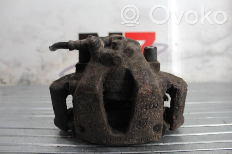 Alfa Romeo 147 Zacisk hamulcowy przedni 