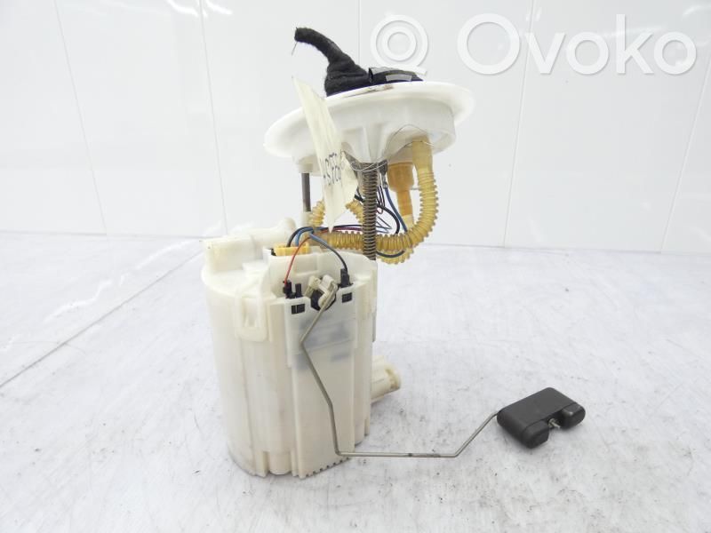 Audi A5 8T 8F Bomba interna de combustible 