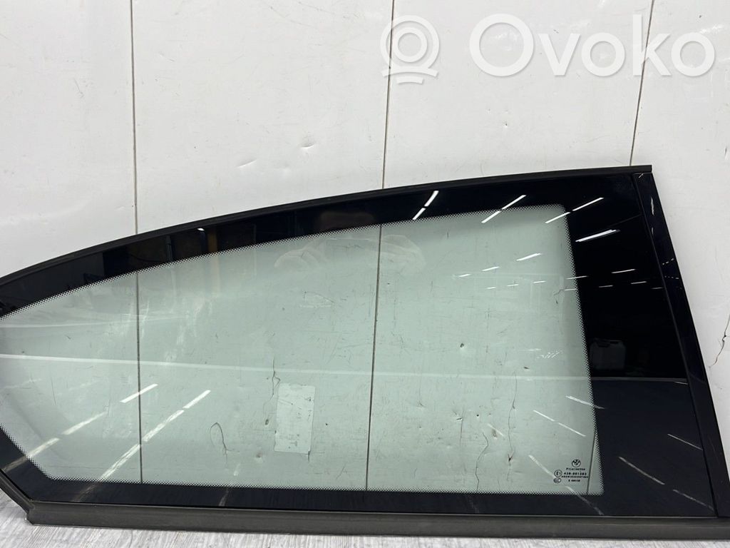 BMW 1 E81 E87 Galinis šoninis kėbulo stiklas 