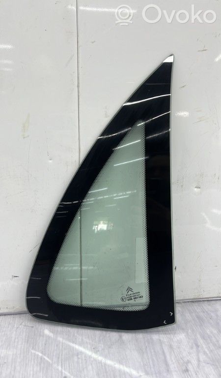 Citroen C3 Rear side window 