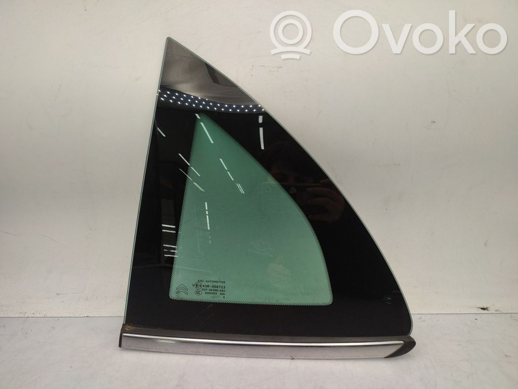 Rear side window   8569YJ