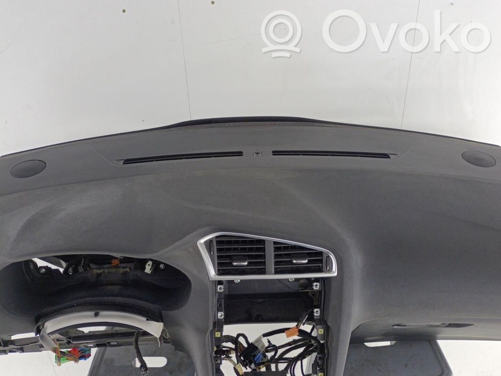 Citroen C4 II Panel de instrumentos 