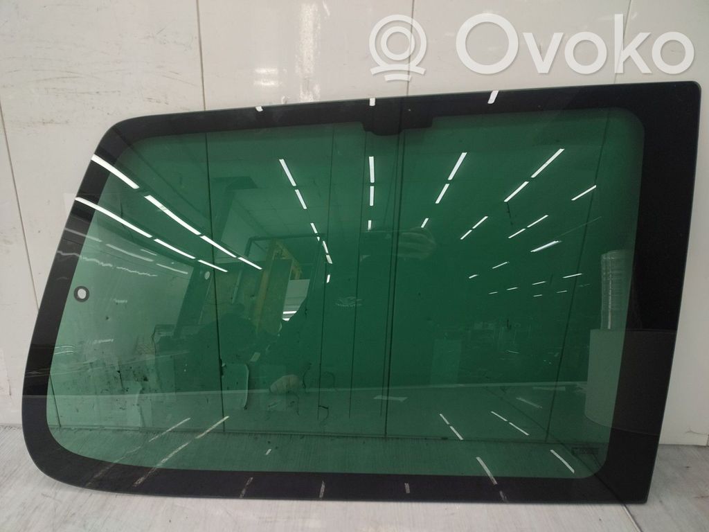 Vidrio lateral trasero   8569GP