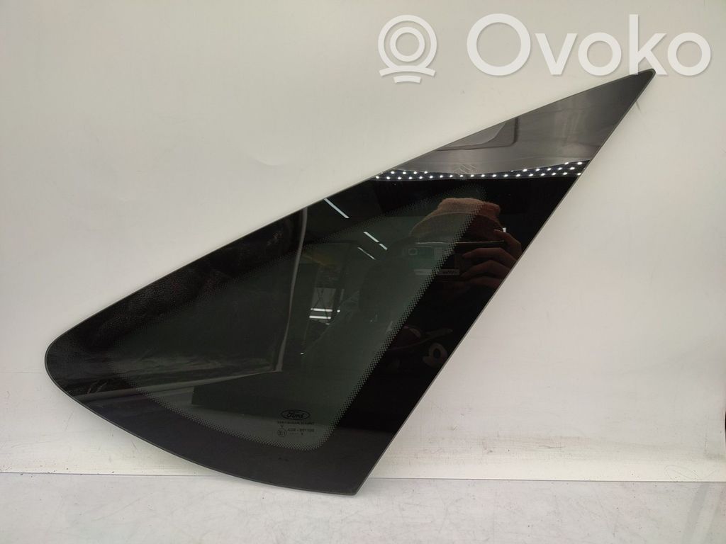 Ford Focus Vidrio lateral trasero 