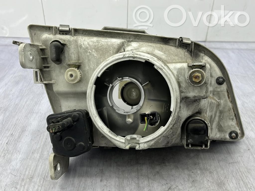 Mitsubishi Space Star Headlight/headlamp 