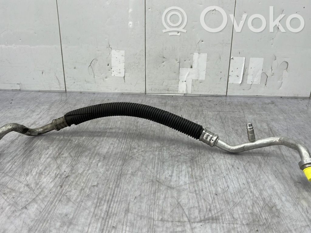 Nissan Note (E11) Ilmastointilaitteen putki (A/C) 