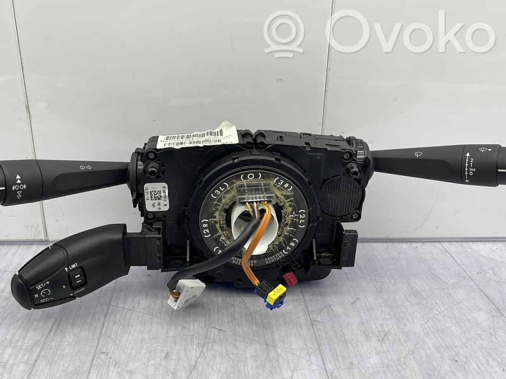 Peugeot 208 I Interruptor/palanca de limpiador de luz de giro 