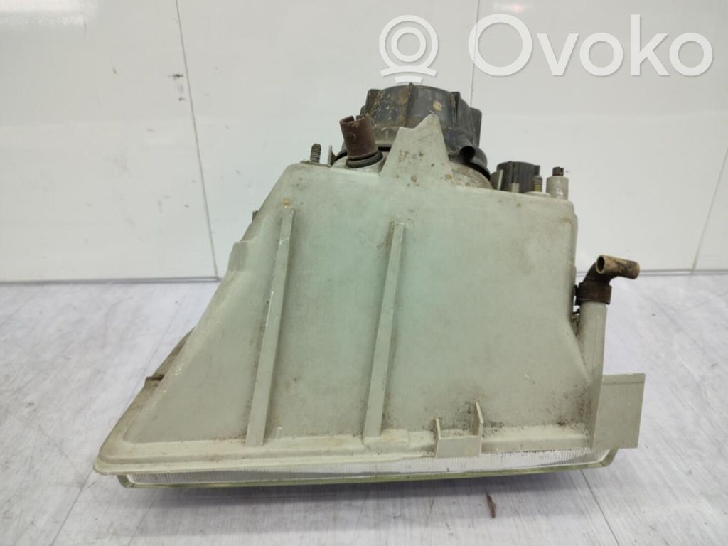 Renault Express Headlight/headlamp 