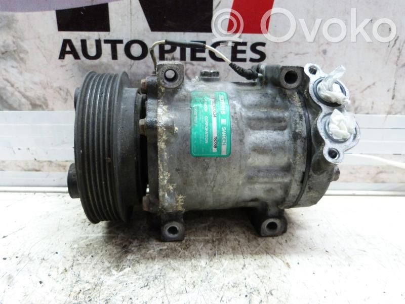 Kompresor / Sprężarka klimatyzacji A/C   7700857907,SD7H15
