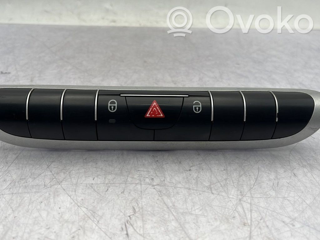 Smart ForTwo II Botón interruptor de bloqueo de puertas 