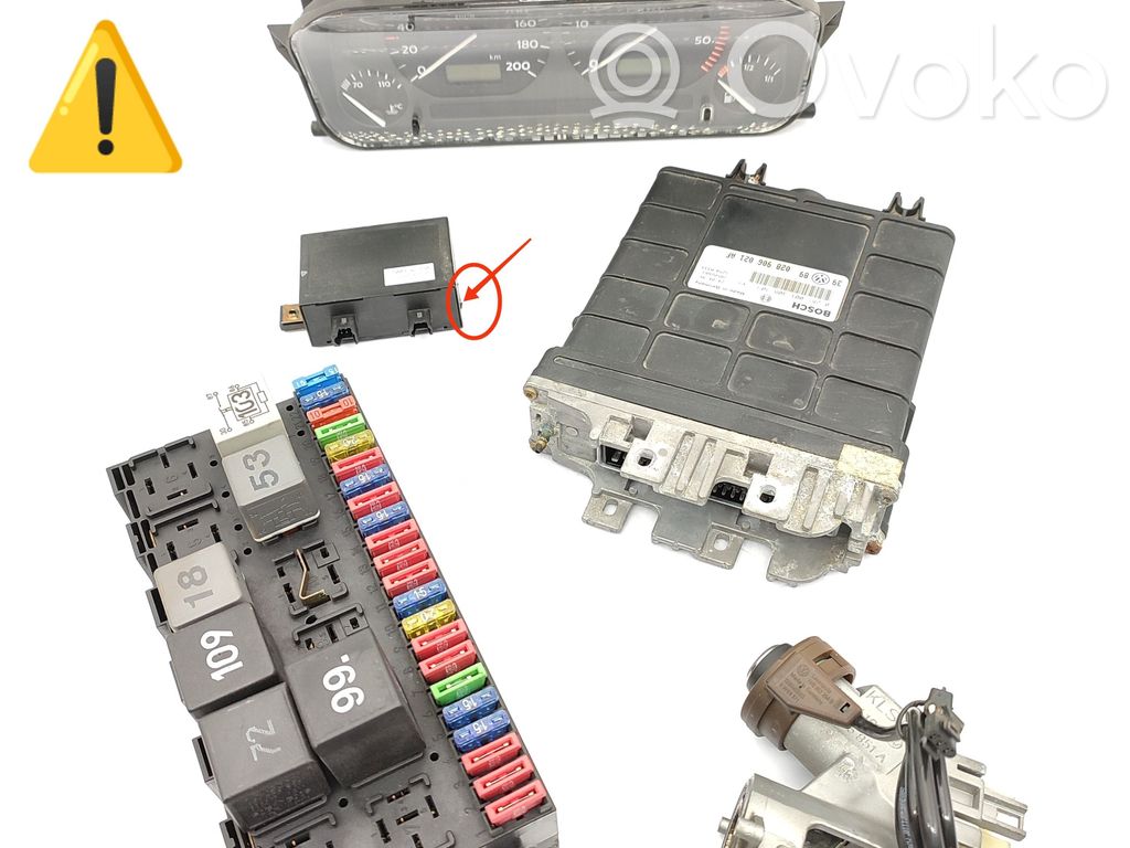 Volkswagen Golf III Engine ECU kit and lock set 