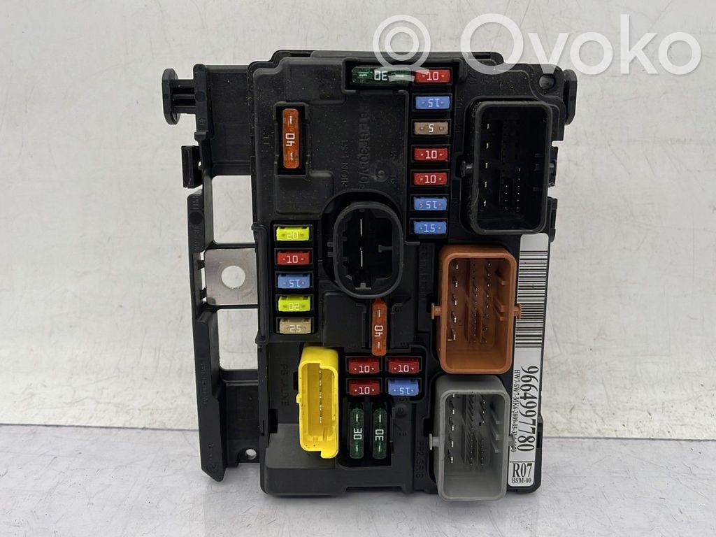 Peugeot 207 BSM Control unit 