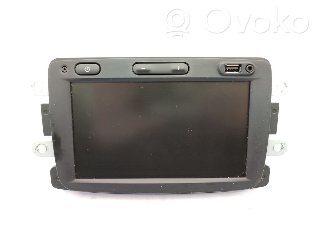 Dacia Spring Radio/CD/DVD/GPS head unit 