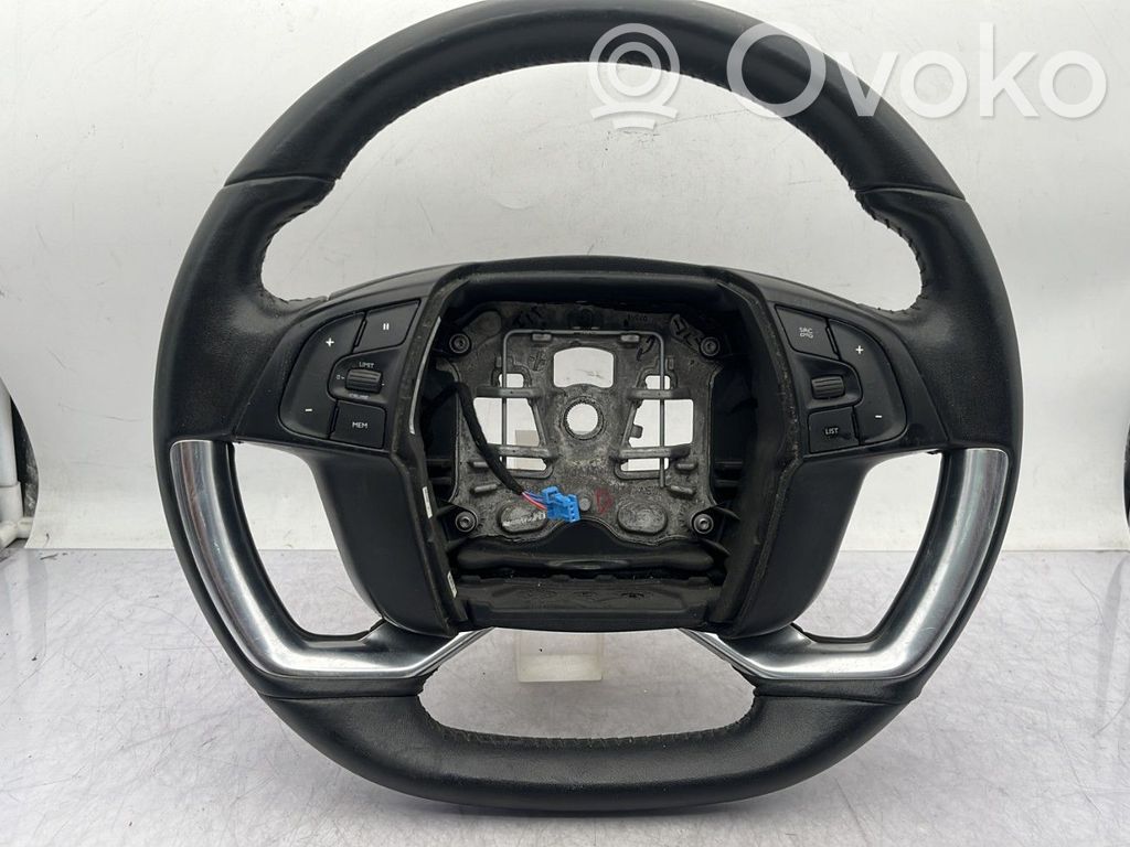Citroen C4 II Picasso Ohjauspyörä 