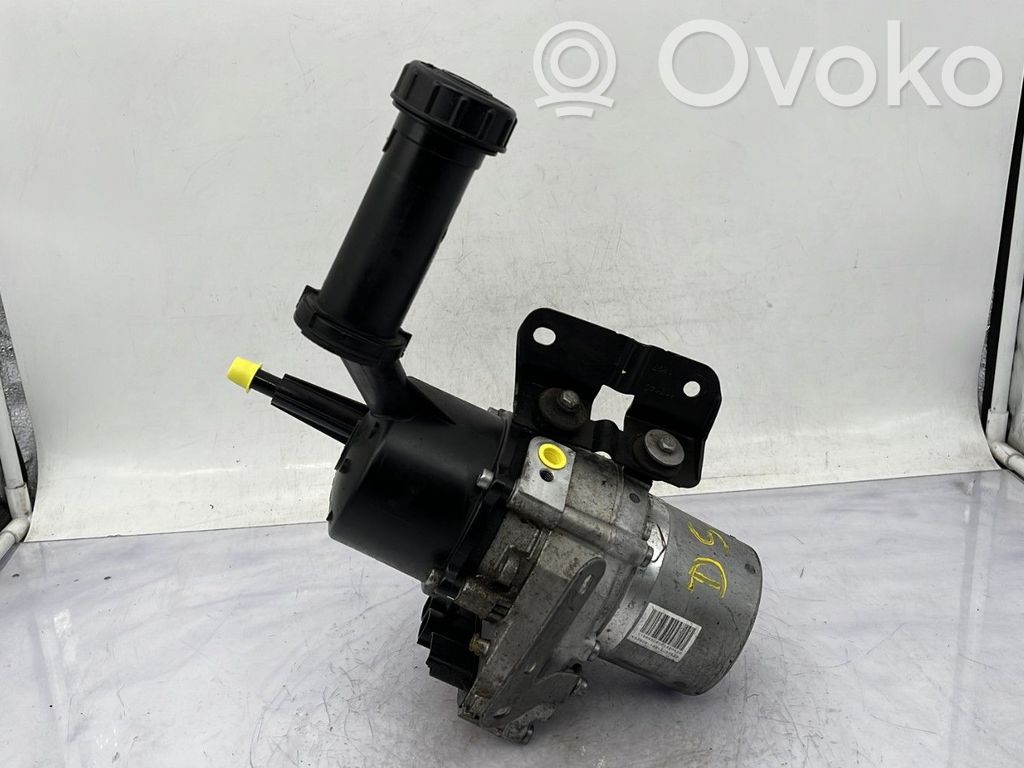 Ohjaustehostimen pumppu   1629091380