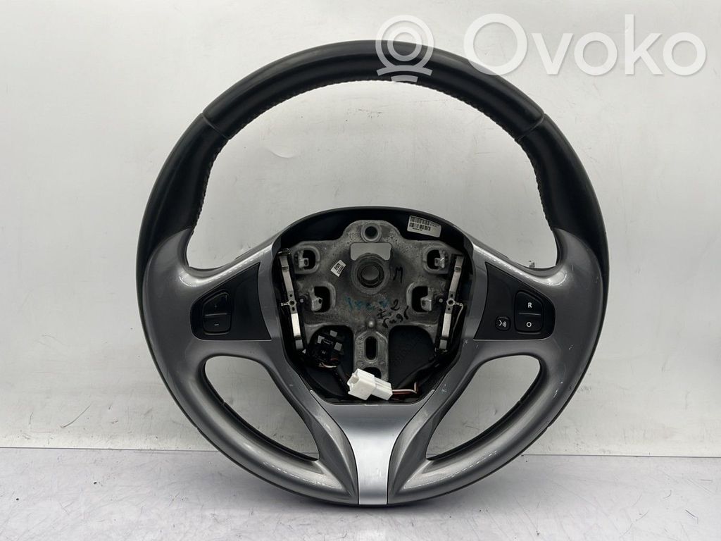 Renault Clio IV Ohjauspyörä 