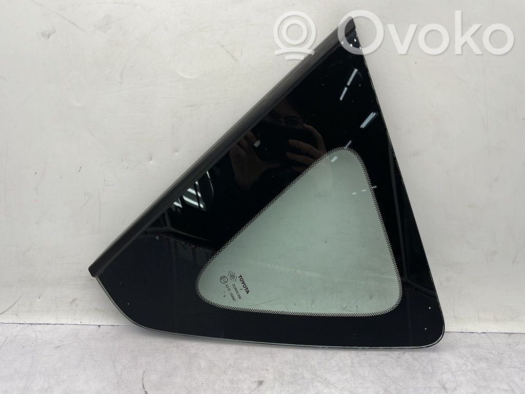 Toyota Verso Rear side window 