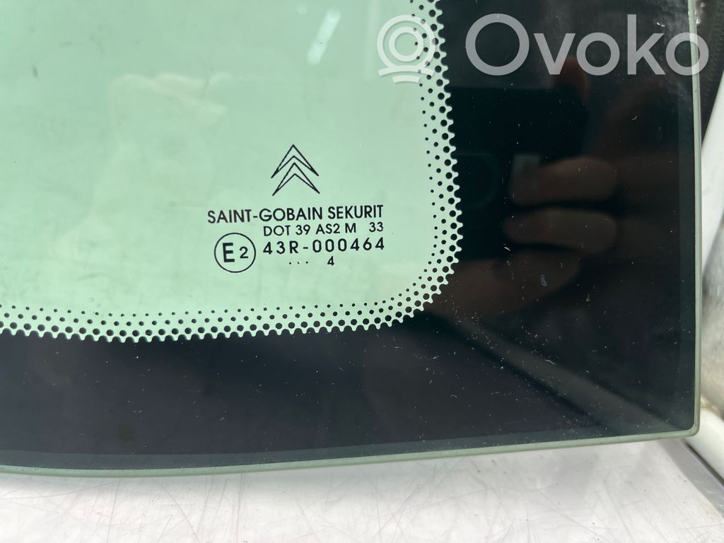 Citroen C2 Rear side window 