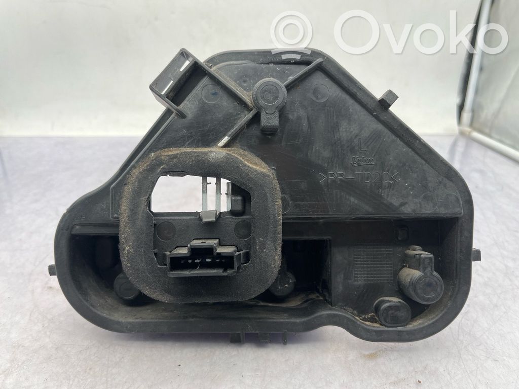 Citroen C3 Tail light bulb cover holder 