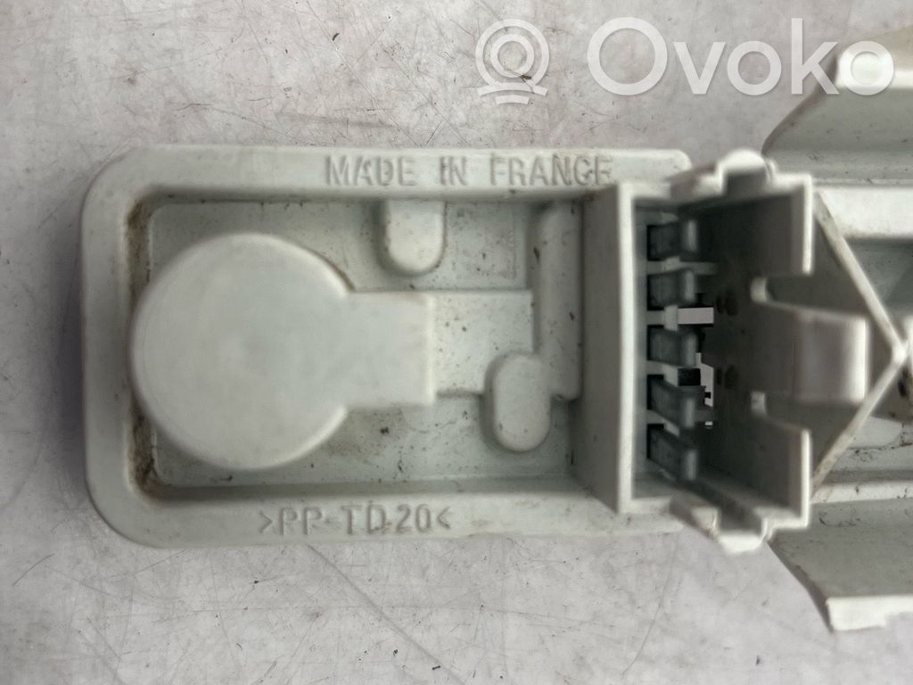 Renault Express Tail light bulb cover holder 