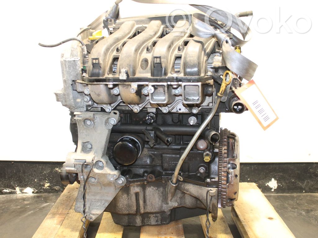 Engine   8201093769