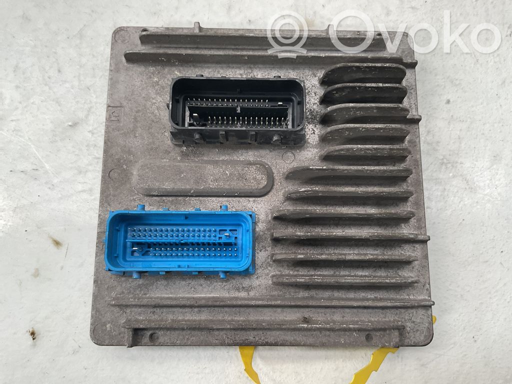 Opel Corsa E Calculateur moteur ECU 