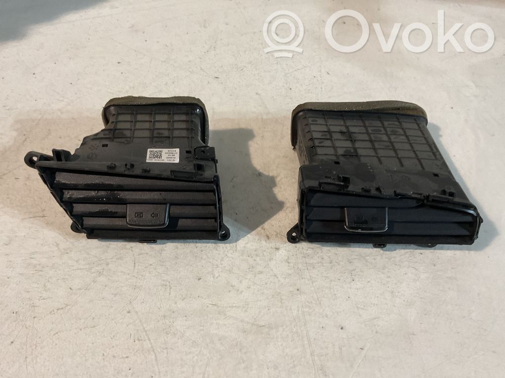 KIA Ceed Salono oro latakas (-ai) 