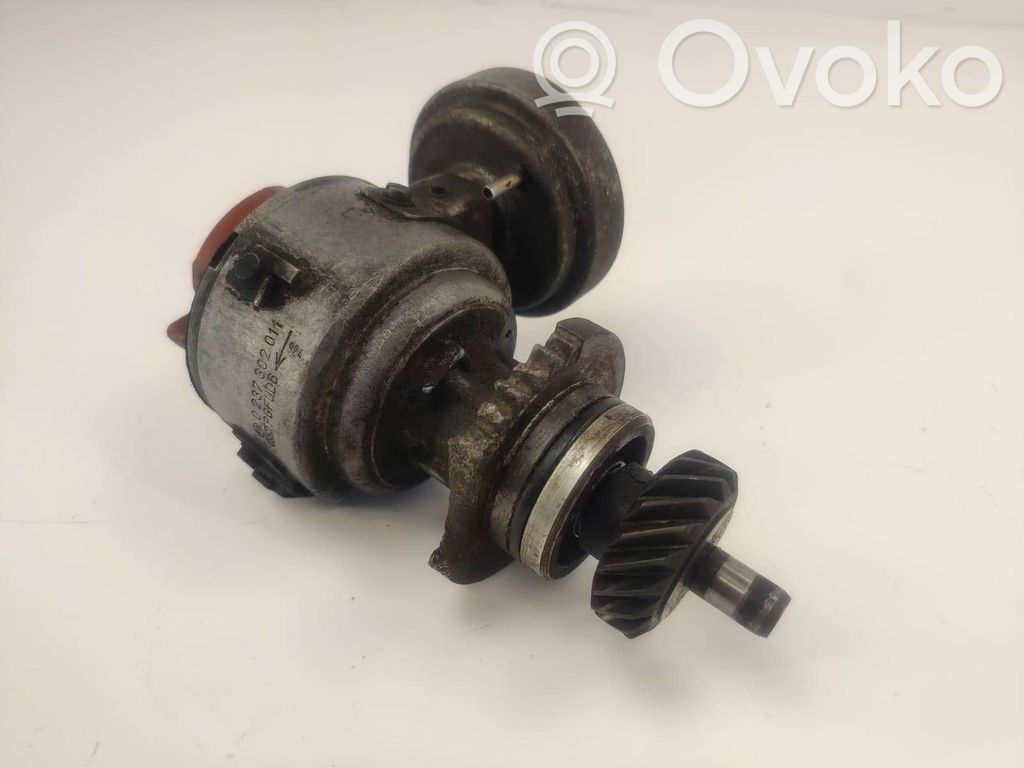 BMW 5 E28 Spark distributor 