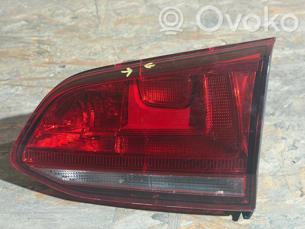 Lampa tylna   5G9945094,900406649842,90040664