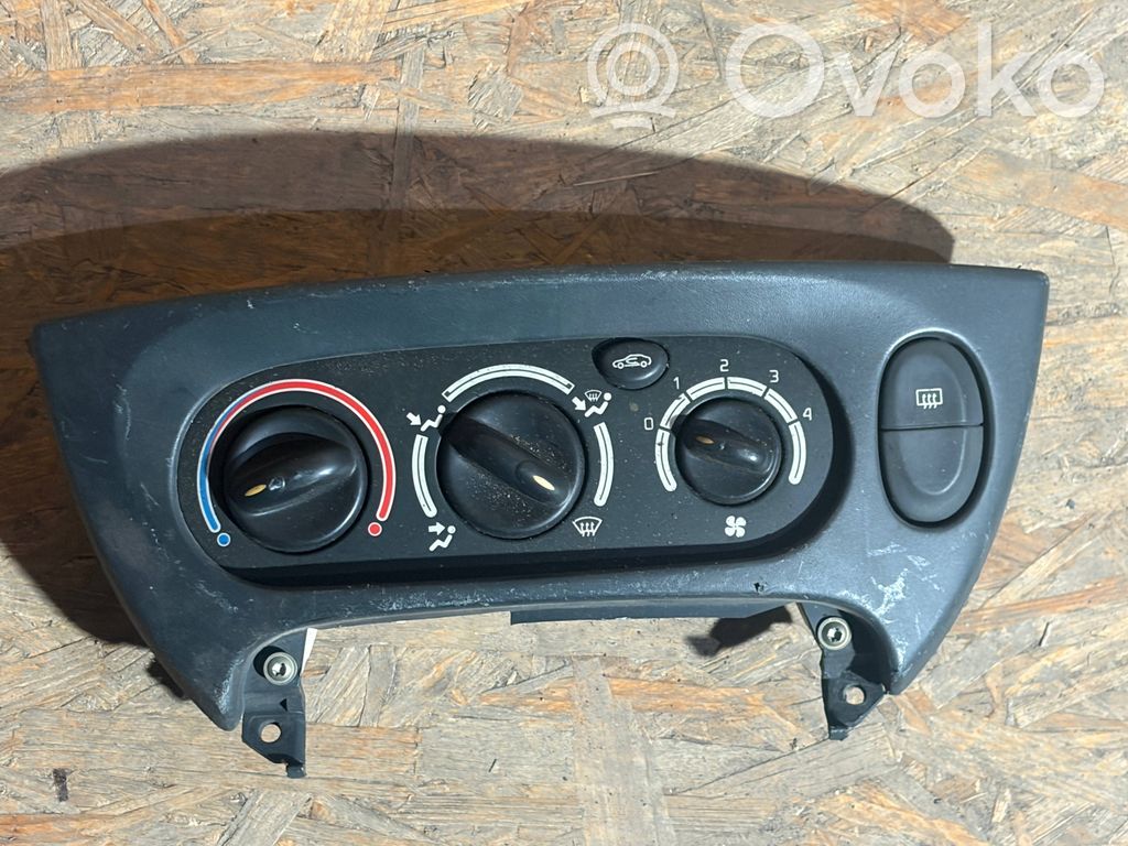 Renault Megane I Climate control unit 