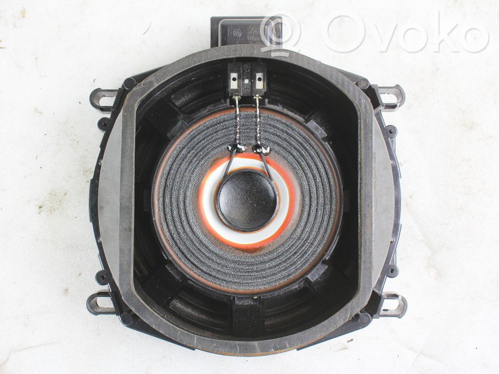 BMW X6 F16 Altavoz subwoofer 