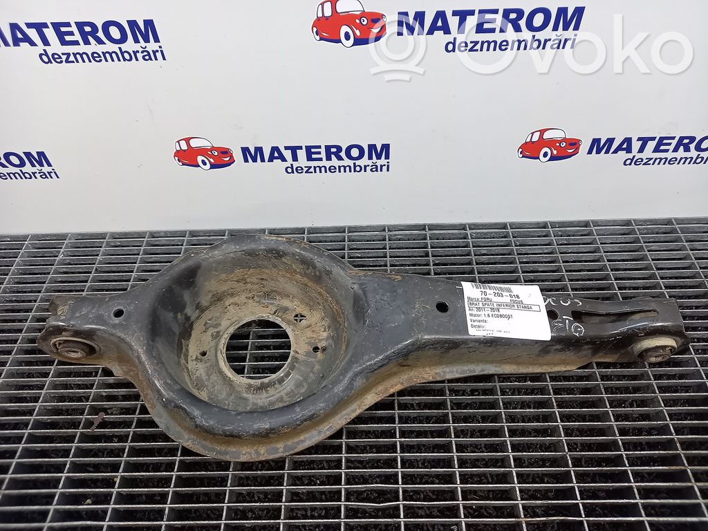 Rear control arm