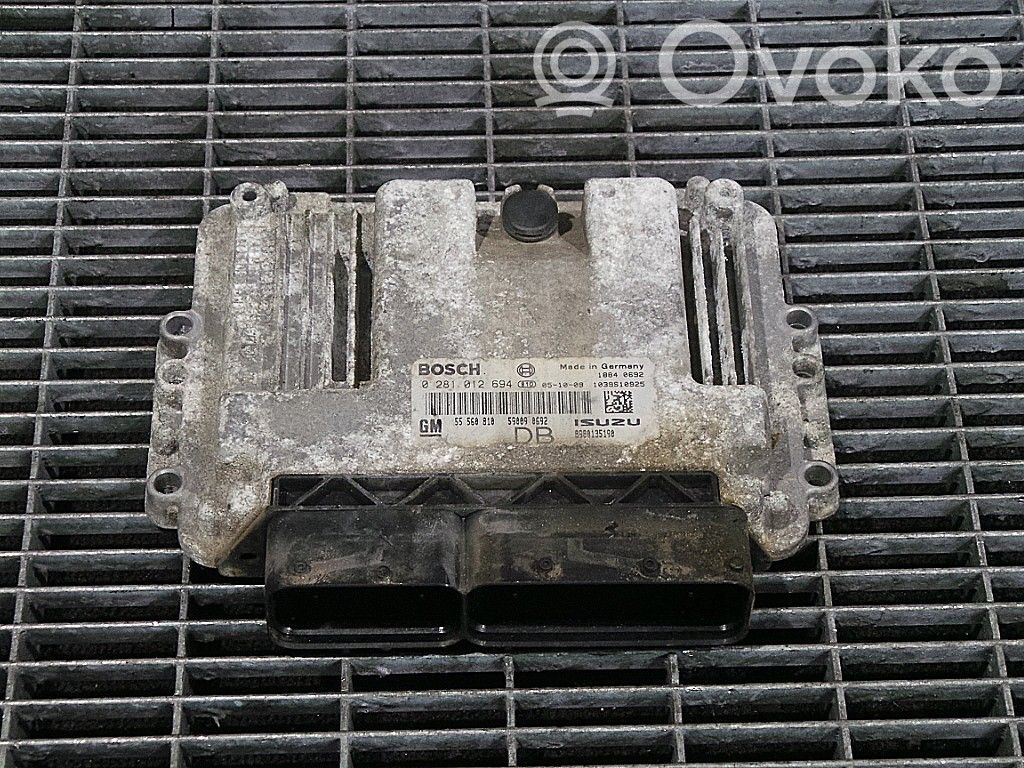 Opel Astra H Unidad de control/módulo del motor 