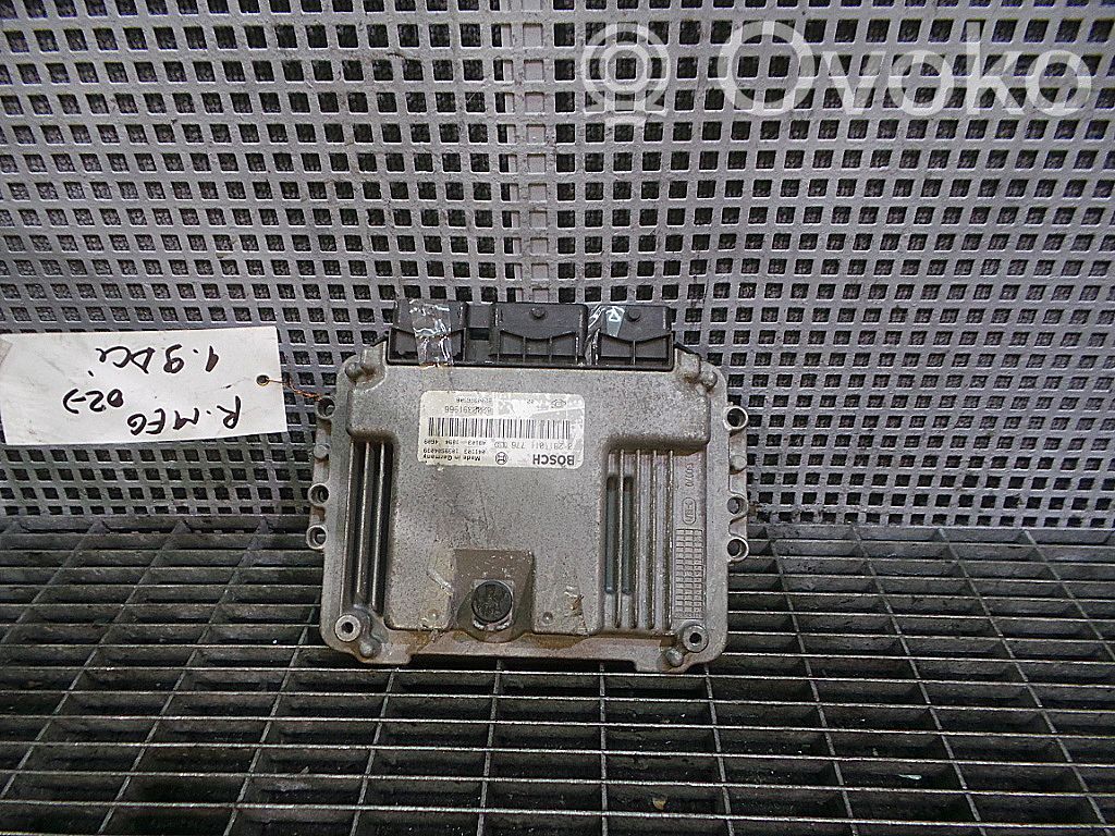 Renault Megane II Engine control unit/module 