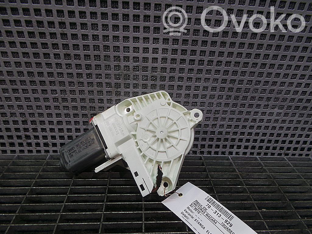 Volkswagen Touareg II Motor del regulador de la ventanilla de la puerta delantera 