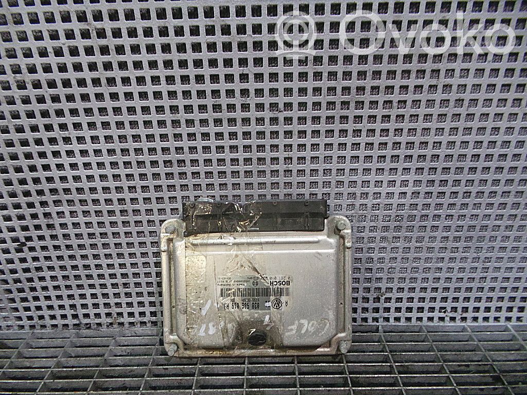 Sterownik / Moduł ECU   038906019HJ