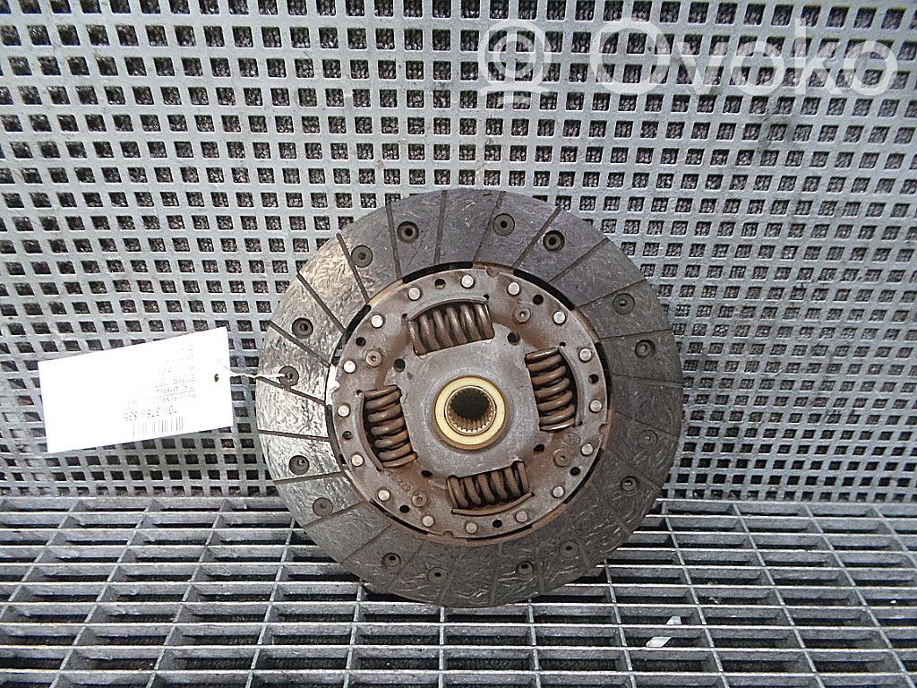 Renault Clio III Kit d'embrayage 