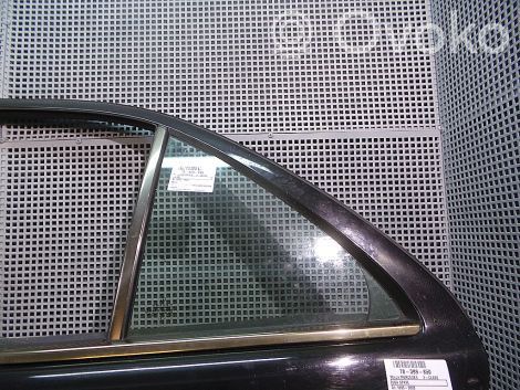 Mercedes-Benz E W210 Rear door window glass