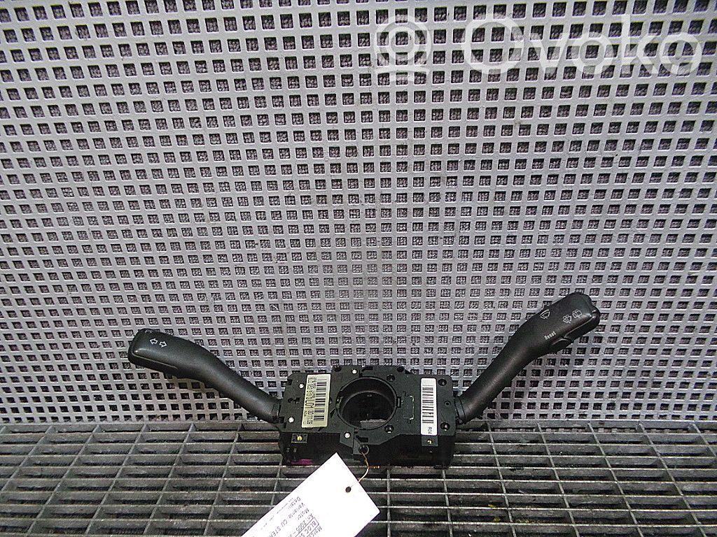 Commodo de clignotant   8L0953513G