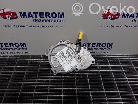 Volkswagen PASSAT B8 Pompă vacuum 