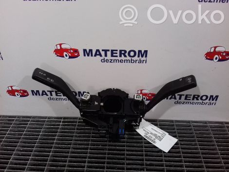 Volkswagen Golf Plus Commodo de clignotant 