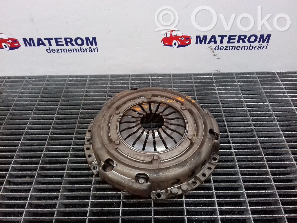Volkswagen Golf VI Kit d'embrayage 