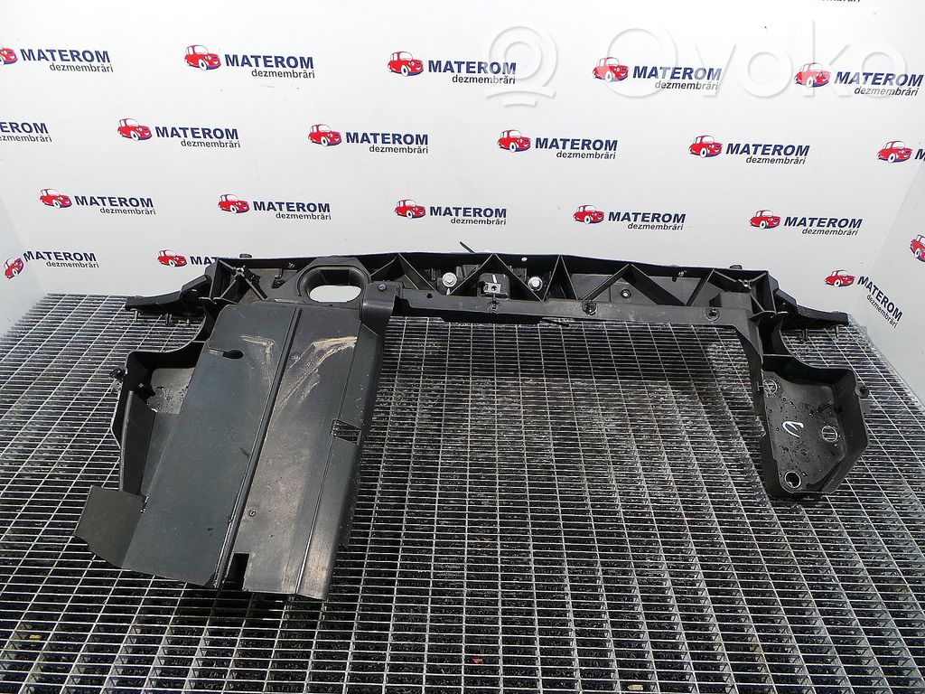 Schlossträger frontträger frontmaske   8200290143