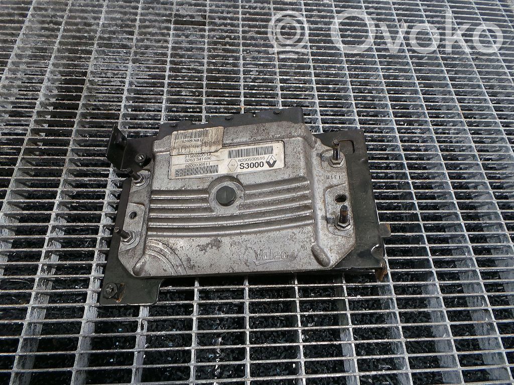 Renault Kangoo II Engine control unit/module 