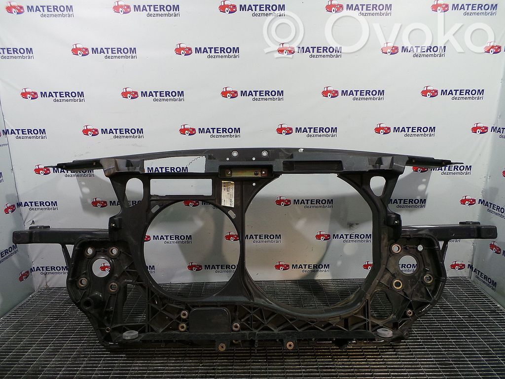 Audi A6 S6 C5 4B Radiatoru panelis 