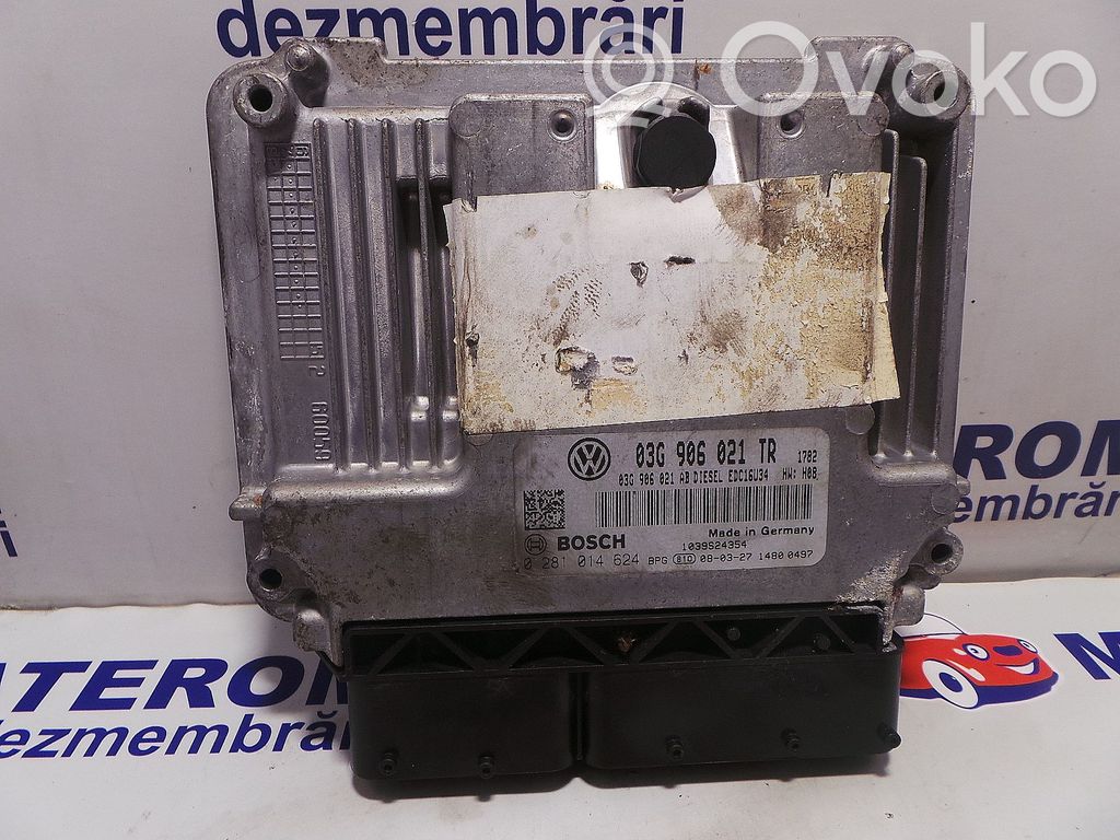 Volkswagen Golf V Engine control unit/module 