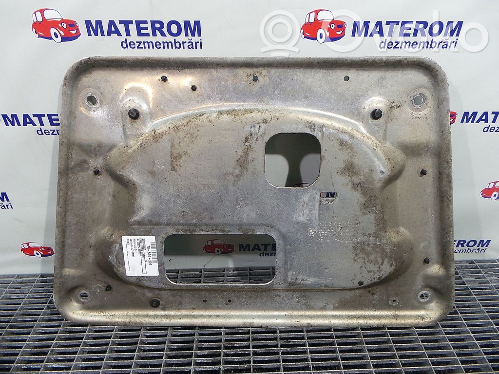 Engine splash shield/under tray   3110341514802
