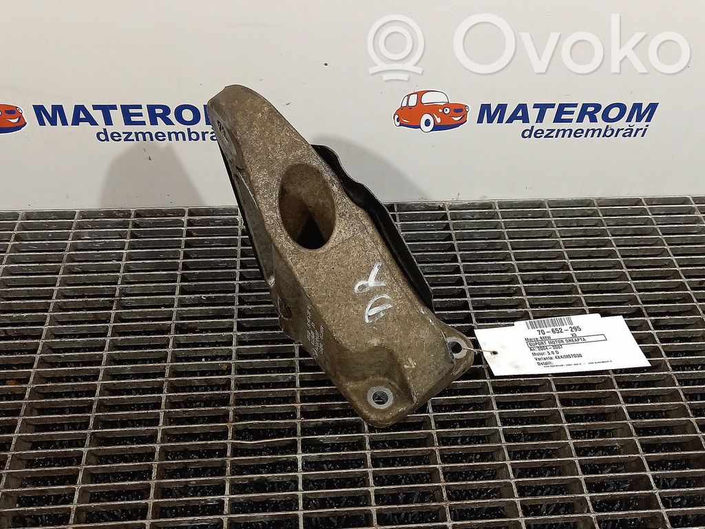 Soporte de montaje del motor