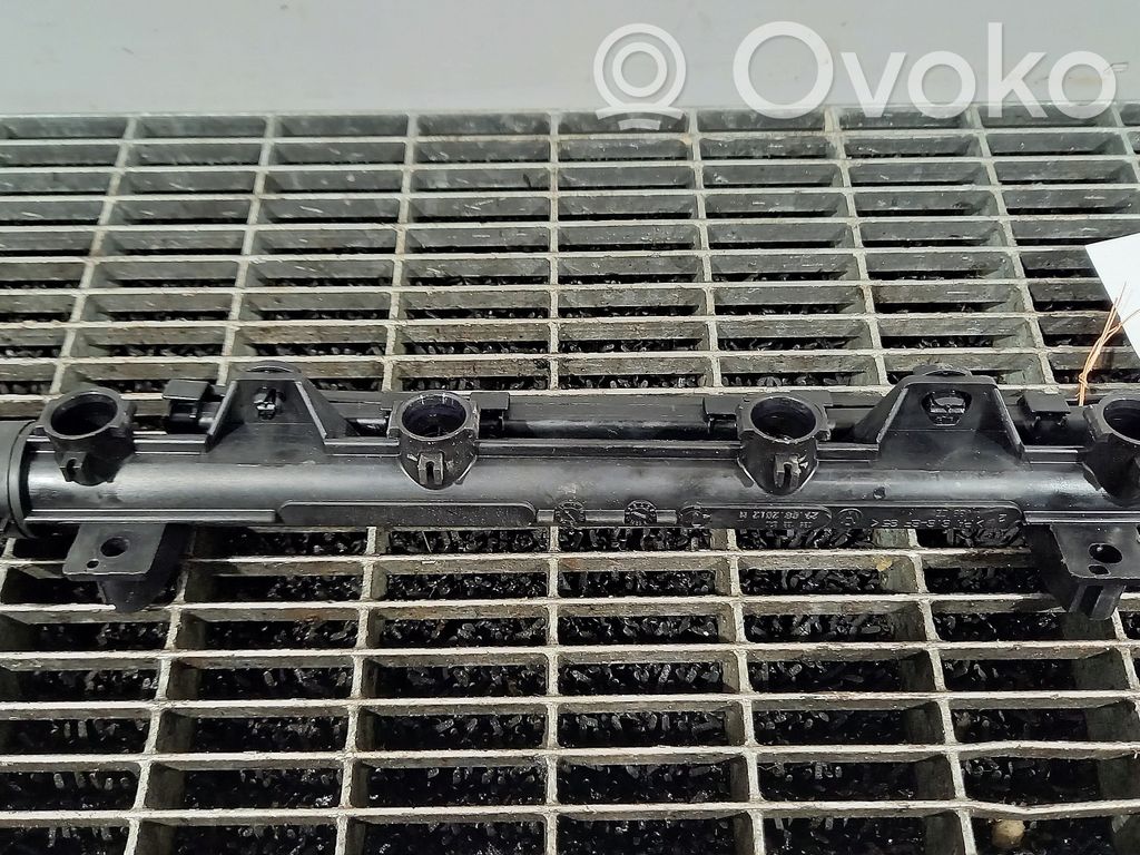 Volkswagen Polo V 6R Listwa wtryskowa 