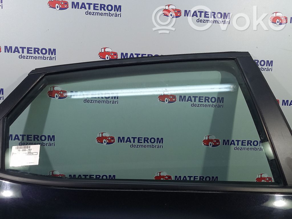 KIA Ceed Rear door window glass 
